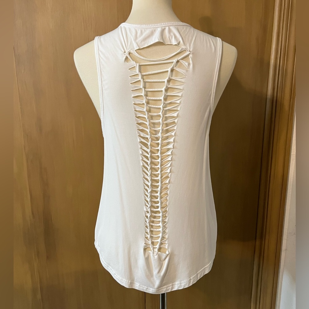 KFT medium white workout CrossFit muscle tank